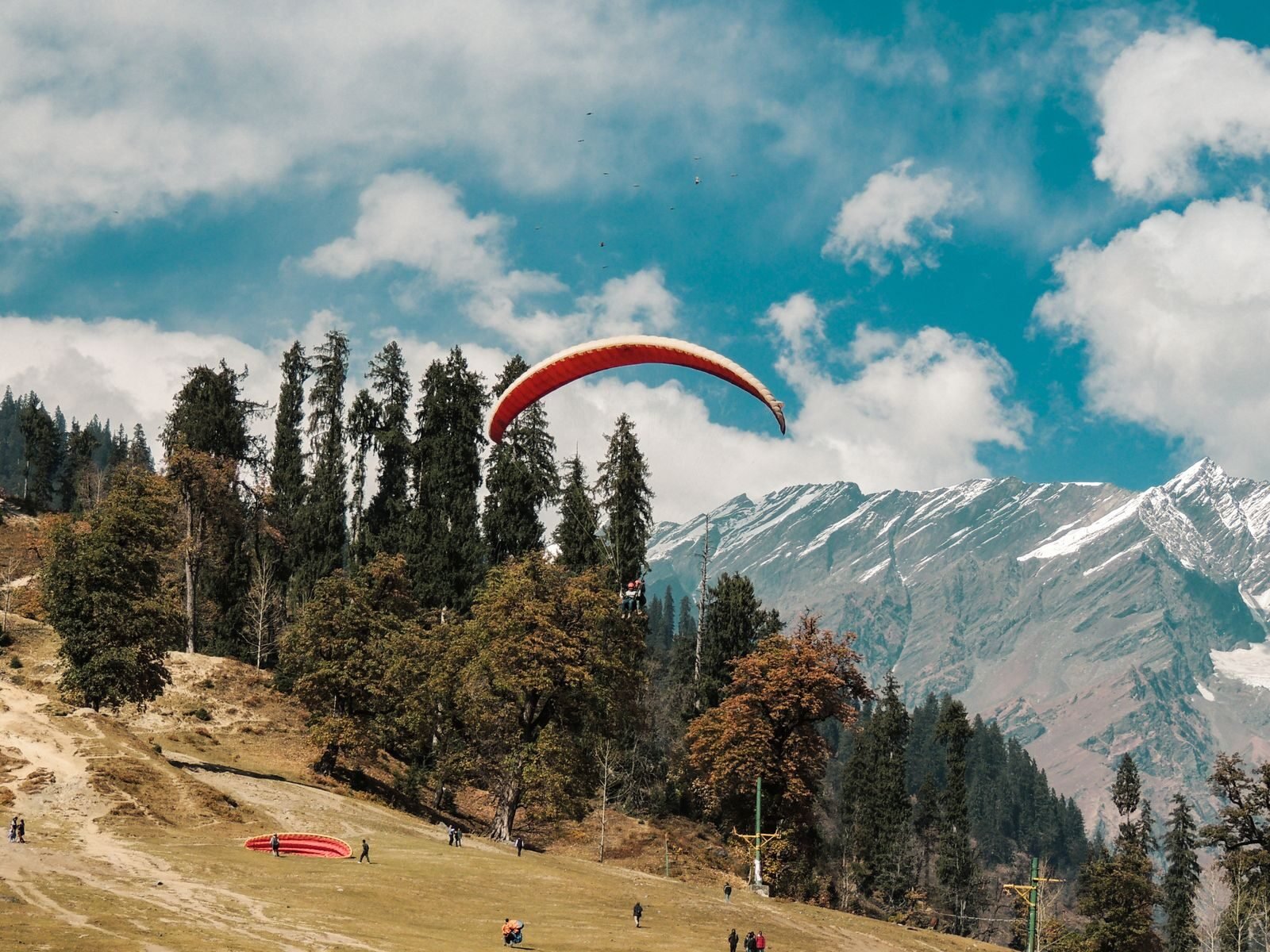 Paragliding in Solang Valley
